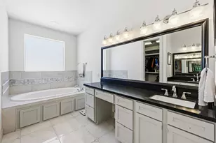 916 Yale St, Houston, TX 77008 - Photo 29