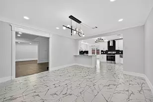 5607 Pebble Springs Dr, Houston, TX 77066 - Photo 11