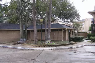 712D Bering Dr, Houston, TX 77057 - Photo 5