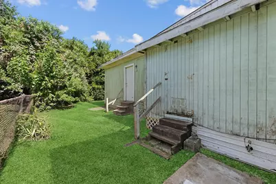 121 Lake Road, La Marque, TX 77568 - Photo 23