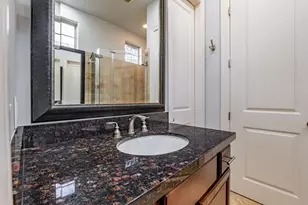 1258 Sampson St, Houston, TX 77003 - Photo 21