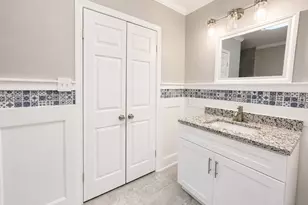 114 W Lobit St, Baytown, TX 77520 - Photo 5