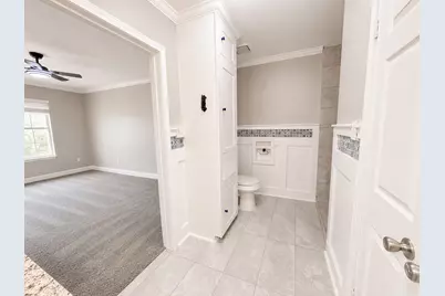 114 W Lobit Street, Baytown, TX 77520 - Photo 3
