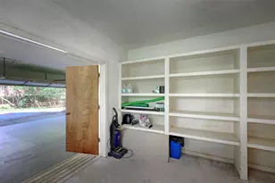 108 Rolling Hills Dr, Conroe, TX 77304 - Photo 37