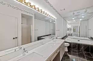 3124 Holly Hall St, Houston, TX 77054 - Photo 9