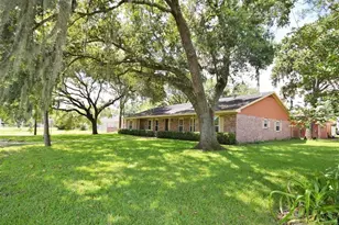 2004 Sleepy Hollow Dr, Pearland, TX 77581 - Photo 13