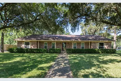 2004 Sleepy Hollow Drive, Pearland, TX 77581 - Photo 1