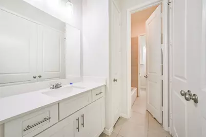 10334 Solitaire Circle, Houston, TX 77070 - Photo 27