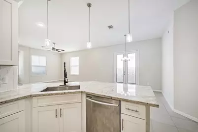 10334 Solitaire Circle, Houston, TX 77070 - Photo 11