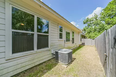 10334 Solitaire Circle, Houston, TX 77070 - Photo 31