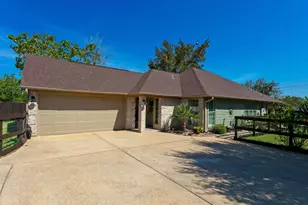 703 Meadow Brook Dr, Caldwell, TX 77836 - Photo 21
