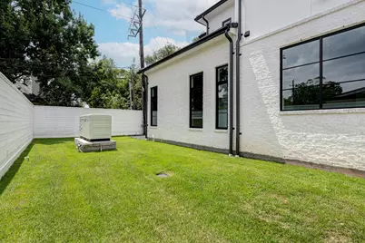 5517 Sturbridge Drive, Houston, TX 77056 - Photo 45