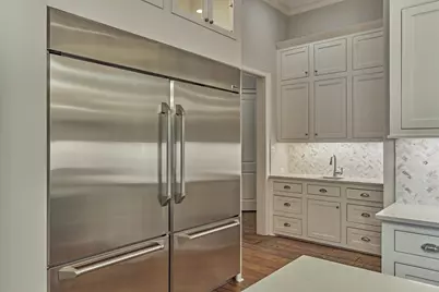 22 E Shore Drive, The Woodlands, TX 77380 - Photo 13