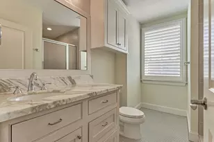 22 E Shore Dr, The Woodlands, TX 77380 - Photo 37