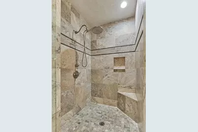 22 E Shore Drive, The Woodlands, TX 77380 - Photo 25