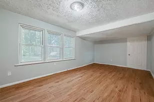 5963 Ridgeway Dr, Houston, TX 77033 - Photo 3