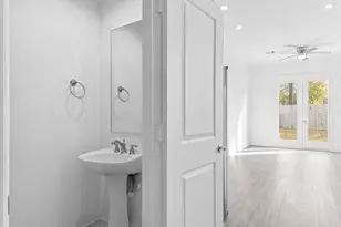 3249 Real St, Houston, TX 77087 - Photo 17