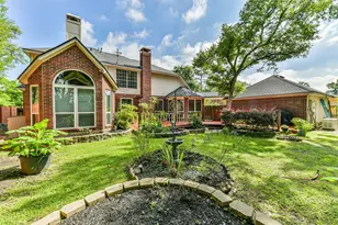 4302 Island Hills Dr, Houston, TX 77059 - Photo 7