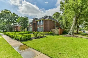 4302 Island Hills Dr, Pasadena, TX 77059 - Photo 3