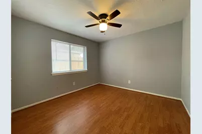 7918 Midland Forest Drive, Houston, TX 77088 - Photo 13