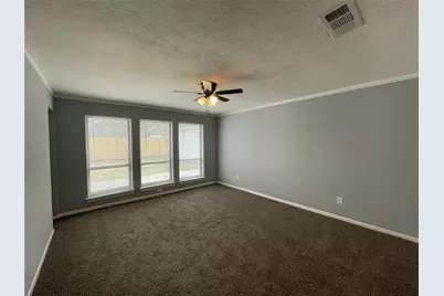 7918 Midland Forest Drive, Houston, TX 77088 - Photo 15