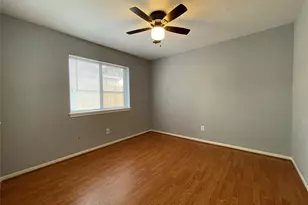 7918 Midland Forest Dr, Houston, TX 77088 - Photo 15