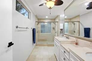 16 Lullwater Pl, The Woodlands, TX 77381 - Photo 13