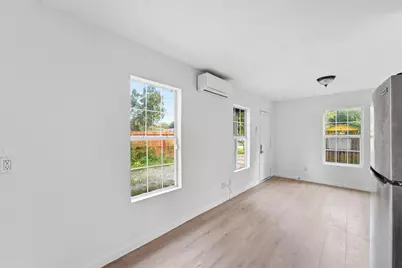 8030 Record Street #B, Houston, TX 77028 - Photo 15