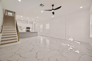 9332 Waller St, Houston, TX 77012 - Photo 7