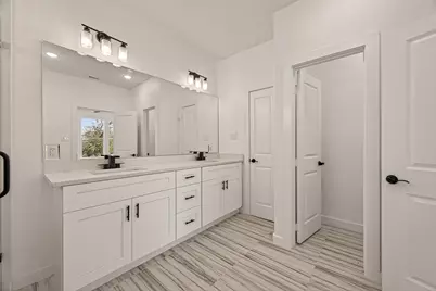 9332 Waller Street, Houston, TX 77012 - Photo 15