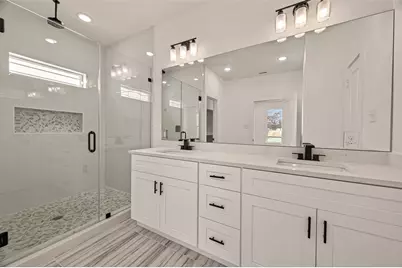 9332 Waller Street, Houston, TX 77012 - Photo 17