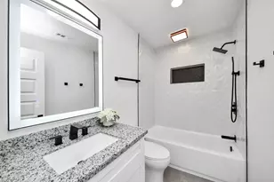 15411 Town Green Dr, Houston, TX 77083 - Photo 11