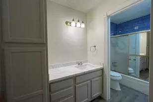 12783 Leader St, Houston, TX 77072 - Photo 3