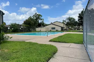 12783 Leader St, Houston, TX 77072 - Photo 11