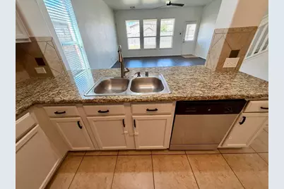 26922 Henson Falls Drive, Katy, TX 77494 - Photo 7