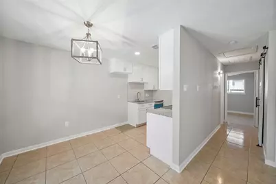 2526 Appian Way #4, New Caney, TX 77357 - Photo 9