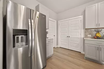 5516 Madden Lane, Houston, TX 77048 - Photo 11