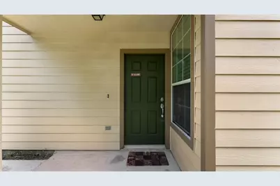 118 Burberry Park, The Woodlands, TX 77382 - Photo 3
