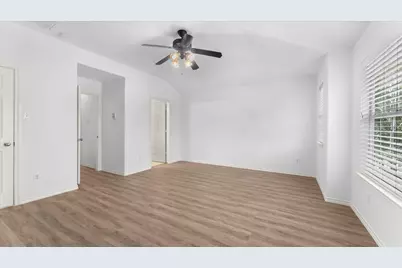 118 Burberry Park, The Woodlands, TX 77382 - Photo 17
