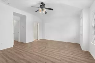 118 Burberry Park, The Woodlands, TX 77382 - Photo 17