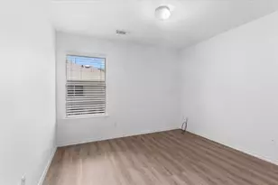 118 Burberry Park, The Woodlands, TX 77382 - Photo 25