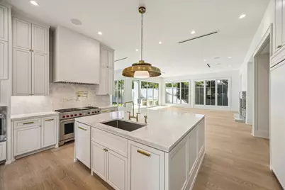 3717 Chevy Chase Drive, Houston, TX 77019 - Photo 3