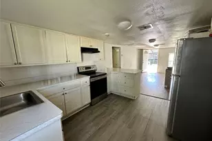 1315-1319 Austin St, Bay City, TX 77414 - Photo 5