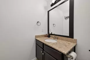 2534 Seahorse Bend Dr, Katy, TX 77449 - Photo 31