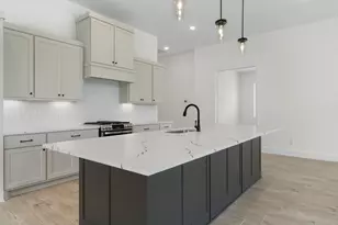 616 Golden Aster Blvd, Waller, TX 77447 - Photo 5