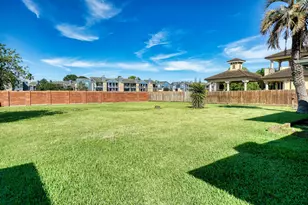 18503 Kings Lynn St, Houston, TX 77058 - Photo 19