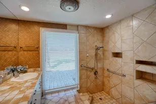 18503 Kings Lynn St, Houston, TX 77058 - Photo 13
