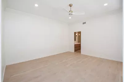 9342 Briar Forest Drive, Houston, TX 77063 - Photo 25