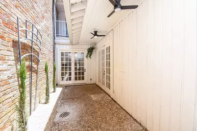 9342 Briar Forest Drive, Houston, TX 77063 - Photo 23