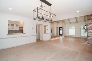 9342 Briar Forest Dr, Houston, TX 77063 - Photo 13